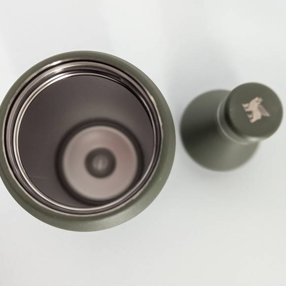 Stanley All Day Slim Bottle | 20 OZ dried pine Christmas gift water bottle new - Picture 8 of 8